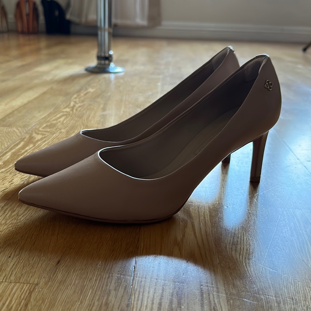 Capodarte nude office high heel shoes